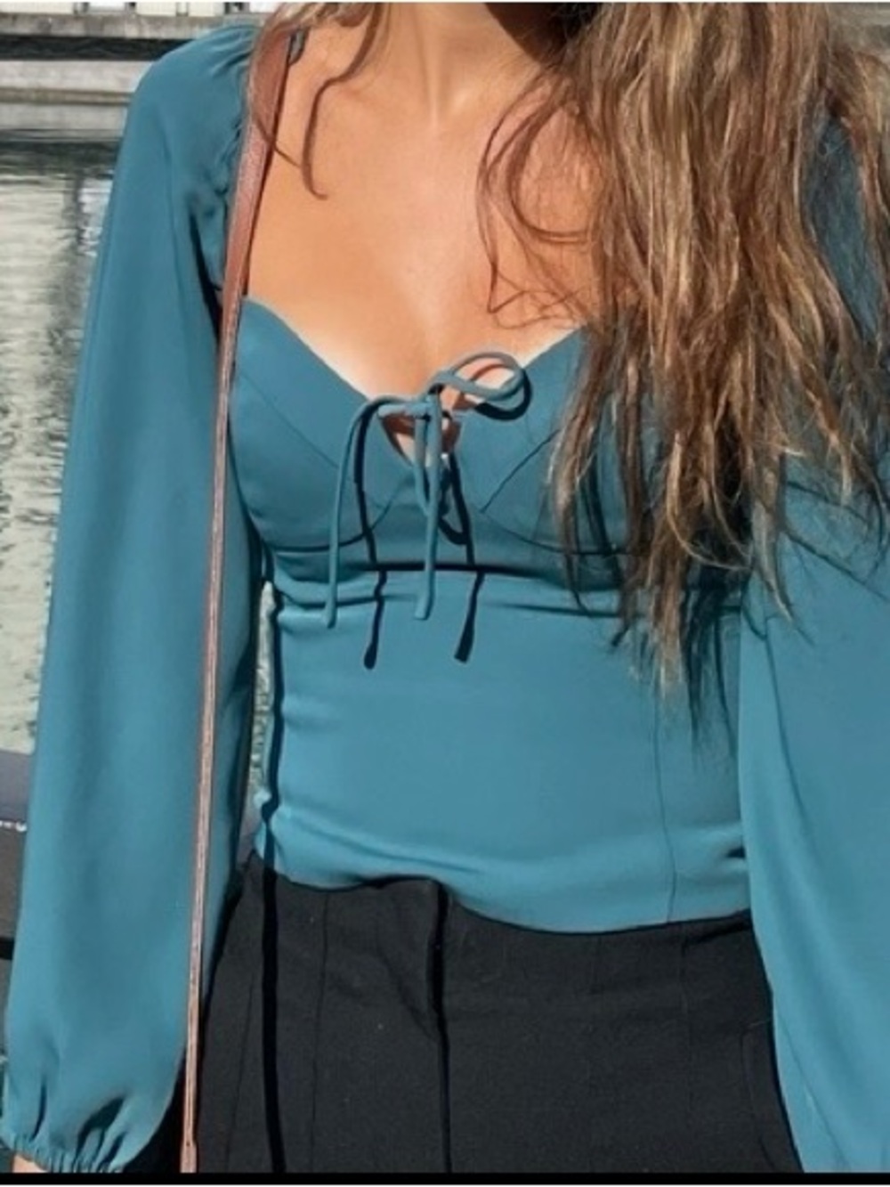 Aritzia Teal Puff-Sleeve Tie-Front Crop Top - Picture 2 of 2